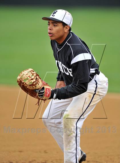 Thumbnail 1 in St. Stephen's Episcopal vs Bishop Lynch (Texas Private School Classic) photogallery.