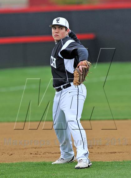 Thumbnail 1 in St. Stephen's Episcopal vs Bishop Lynch (Texas Private School Classic) photogallery.