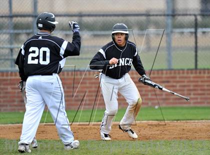 Thumbnail 2 in St. Stephen's Episcopal vs Bishop Lynch (Texas Private School Classic) photogallery.