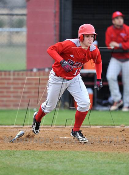 Thumbnail 1 in St. Stephen's Episcopal vs Bishop Lynch (Texas Private School Classic) photogallery.