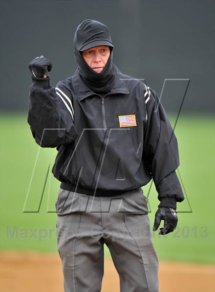 Thumbnail 2 in St. Stephen's Episcopal vs Bishop Lynch (Texas Private School Classic) photogallery.