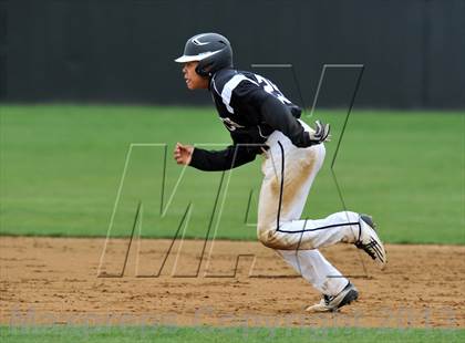 Thumbnail 1 in St. Stephen's Episcopal vs Bishop Lynch (Texas Private School Classic) photogallery.