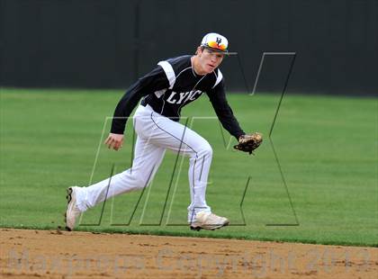 Thumbnail 1 in St. Stephen's Episcopal vs Bishop Lynch (Texas Private School Classic) photogallery.