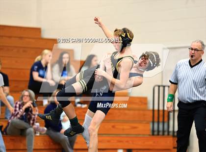 Thumbnail 3 in Croatan vs Swansboro (NCHSAA Round 1) photogallery.