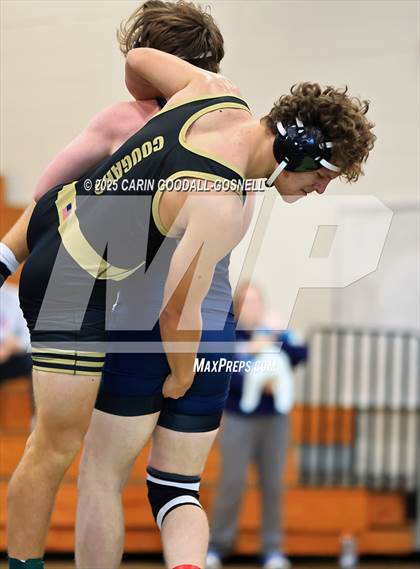 Thumbnail 2 in Croatan vs Swansboro (NCHSAA Round 1) photogallery.