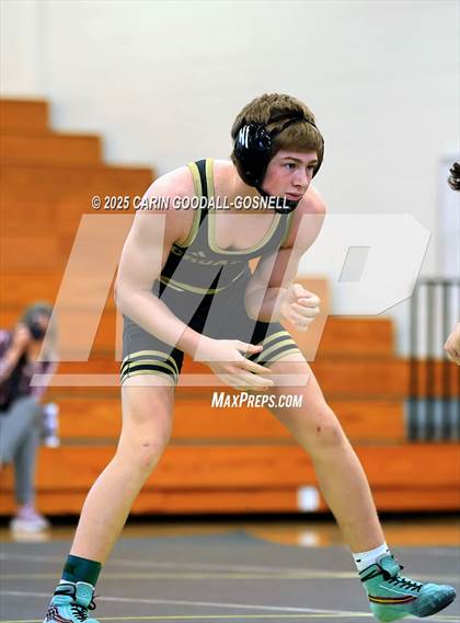 Thumbnail 3 in Croatan vs Swansboro (NCHSAA Round 1) photogallery.