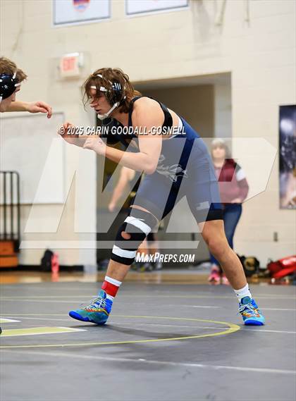 Thumbnail 2 in Croatan vs Swansboro (NCHSAA Round 1) photogallery.