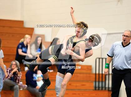 Thumbnail 1 in Croatan vs Swansboro (NCHSAA Round 1) photogallery.