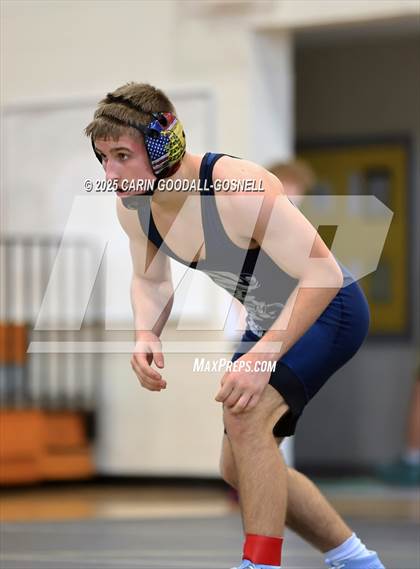 Thumbnail 1 in Croatan vs Swansboro (NCHSAA Round 1) photogallery.
