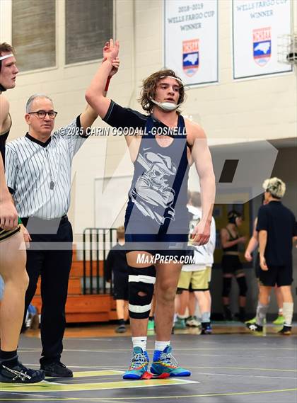 Thumbnail 3 in Croatan vs Swansboro (NCHSAA Round 1) photogallery.