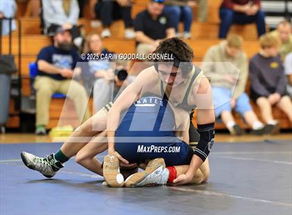 Thumbnail 1 in Croatan vs Swansboro (NCHSAA Round 1) photogallery.