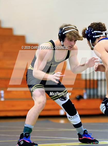 Thumbnail 2 in Croatan vs Swansboro (NCHSAA Round 1) photogallery.