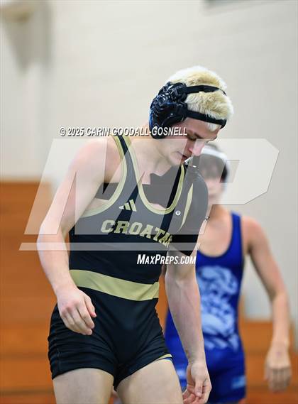 Thumbnail 2 in Croatan vs Swansboro (NCHSAA Round 1) photogallery.