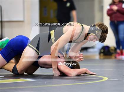 Thumbnail 1 in Croatan vs Swansboro (NCHSAA Round 1) photogallery.