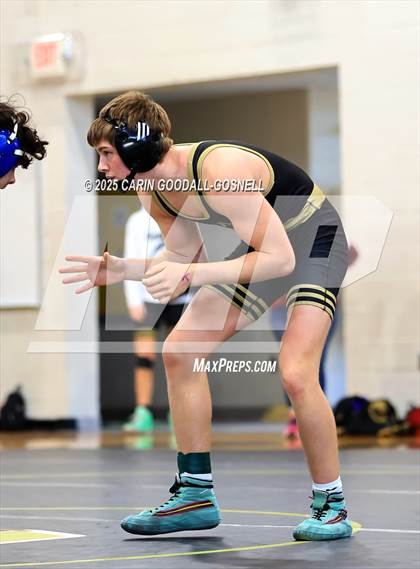 Thumbnail 2 in Croatan vs Swansboro (NCHSAA Round 1) photogallery.