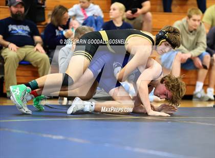 Thumbnail 1 in Croatan vs Swansboro (NCHSAA Round 1) photogallery.