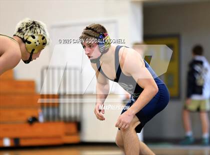 Thumbnail 3 in Croatan vs Swansboro (NCHSAA Round 1) photogallery.