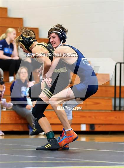 Thumbnail 2 in Croatan vs Swansboro (NCHSAA Round 1) photogallery.
