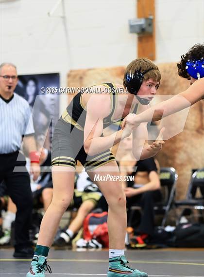 Thumbnail 3 in Croatan vs Swansboro (NCHSAA Round 1) photogallery.