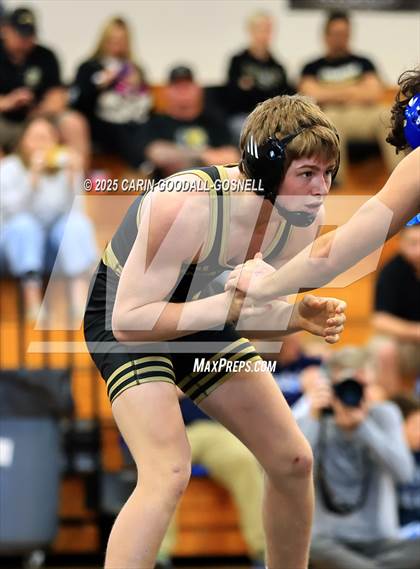 Thumbnail 2 in Croatan vs Swansboro (NCHSAA Round 1) photogallery.