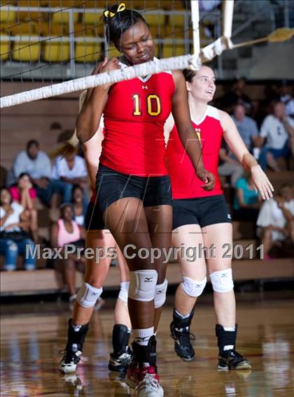 Thumbnail 3 in South Grand Prairie vs. Lewisville photogallery.