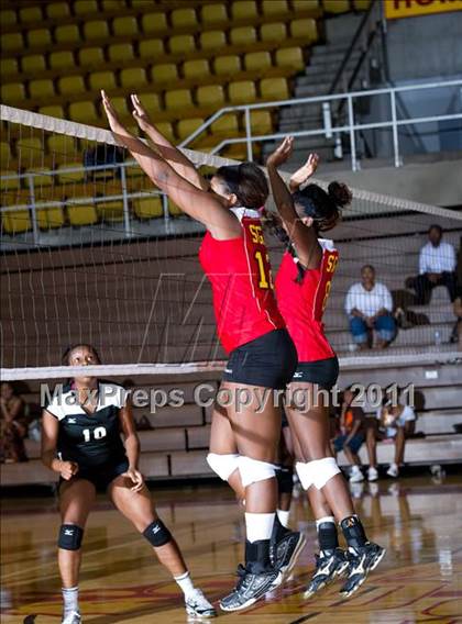 Thumbnail 3 in South Grand Prairie vs. Lewisville photogallery.