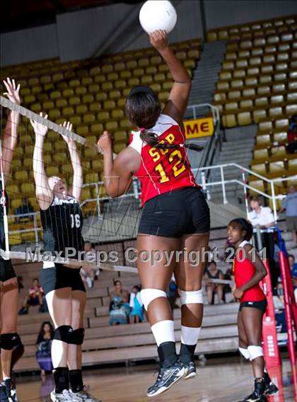 Thumbnail 3 in South Grand Prairie vs. Lewisville photogallery.