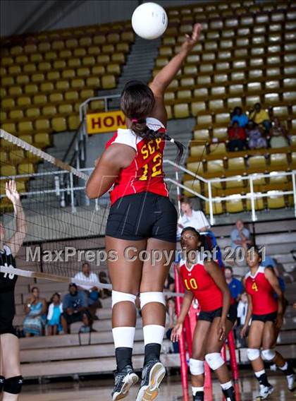 Thumbnail 2 in South Grand Prairie vs. Lewisville photogallery.
