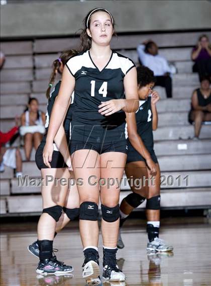 Thumbnail 2 in South Grand Prairie vs. Lewisville photogallery.