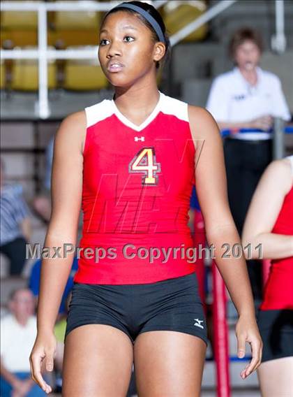 Thumbnail 1 in South Grand Prairie vs. Lewisville photogallery.