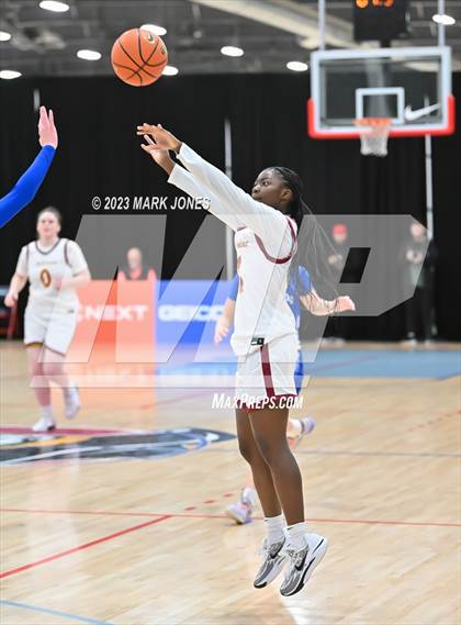 Thumbnail 3 in Crestwood Prep College (Canada) vs. Bishop McNamara (Nike Tournament of Champions) photogallery.