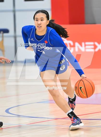 Thumbnail 2 in Crestwood Prep College (Canada) vs. Bishop McNamara (Nike Tournament of Champions) photogallery.