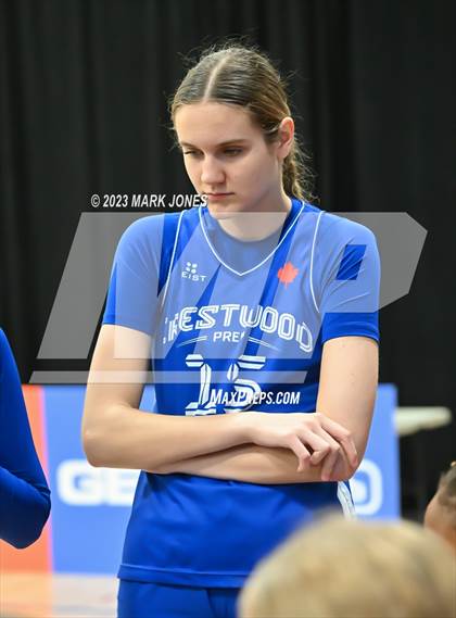 Thumbnail 2 in Crestwood Prep College (Canada) vs. Bishop McNamara (Nike Tournament of Champions) photogallery.