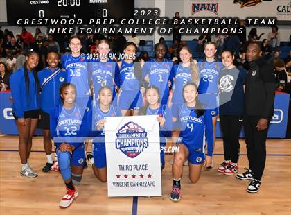 Thumbnail 1 in Crestwood Prep College (Canada) vs. Bishop McNamara (Nike Tournament of Champions) photogallery.