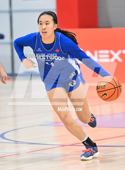 Thumbnail 3 in Crestwood Prep College (Canada) vs. Bishop McNamara (Nike Tournament of Champions) photogallery.