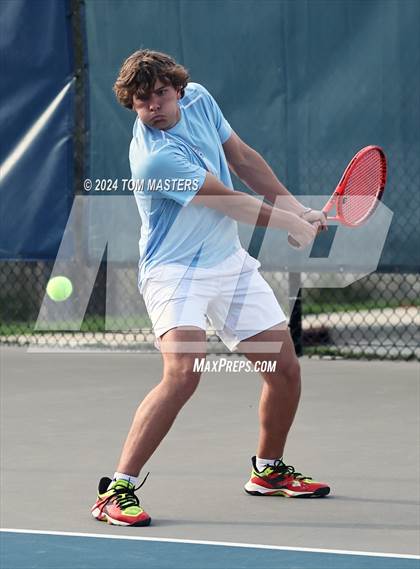 Thumbnail 3 in  Charlotte Catholic @ Charlotte Latin photogallery.