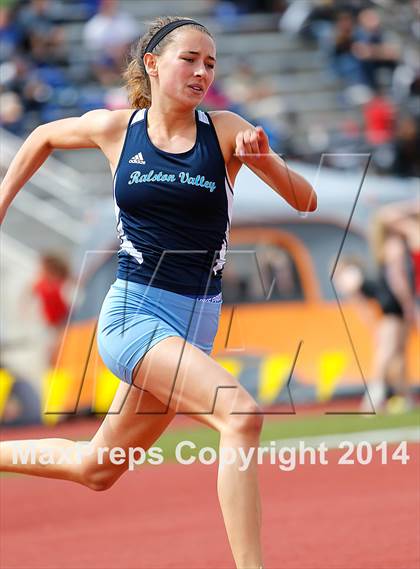 Thumbnail 1 in Maxine Ehrman Invitational (Girls) photogallery.