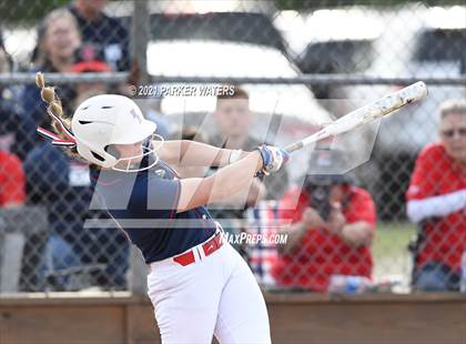 Thumbnail 3 in Notre Dame vs. Catholic - N.I. photogallery.
