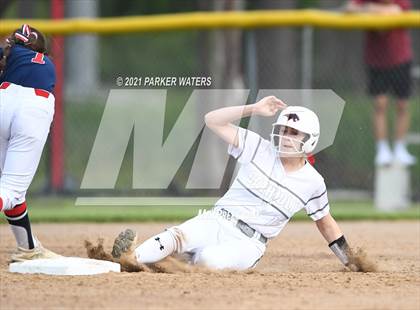 Thumbnail 1 in Notre Dame vs. Catholic - N.I. photogallery.