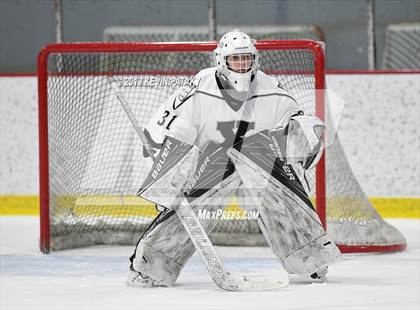 Thumbnail 1 in Northwest Catholic @ Xavier photogallery.