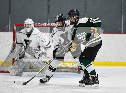 Thumbnail 2 in Northwest Catholic @ Xavier photogallery.