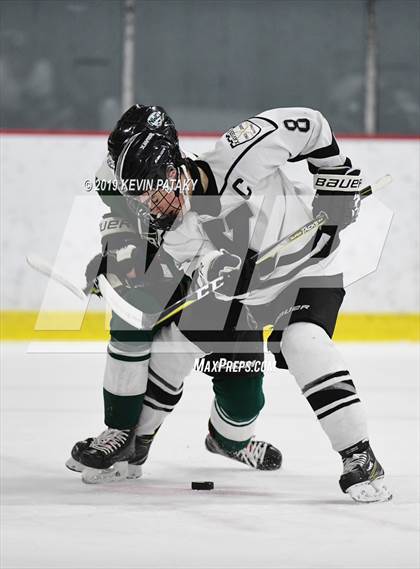 Thumbnail 2 in Northwest Catholic @ Xavier photogallery.
