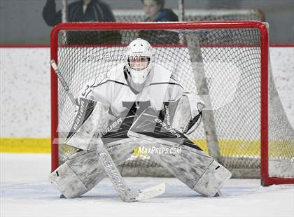 Thumbnail 2 in Northwest Catholic @ Xavier photogallery.