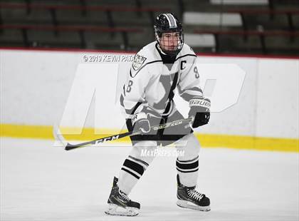 Thumbnail 3 in Northwest Catholic @ Xavier photogallery.