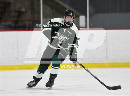 Thumbnail 2 in Northwest Catholic @ Xavier photogallery.