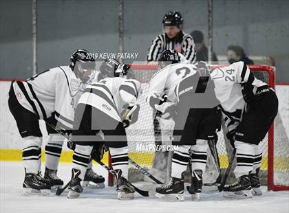 Thumbnail 2 in Northwest Catholic @ Xavier photogallery.