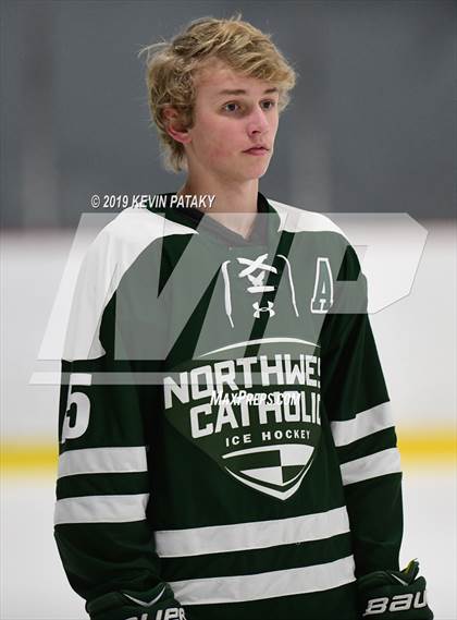 Thumbnail 2 in Northwest Catholic @ Xavier photogallery.
