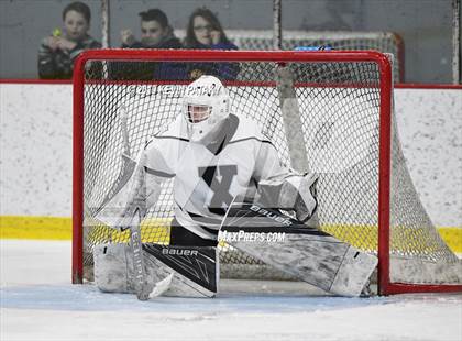 Thumbnail 2 in Northwest Catholic @ Xavier photogallery.