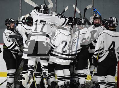 Thumbnail 3 in Northwest Catholic @ Xavier photogallery.