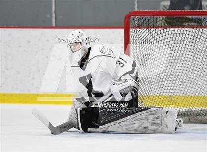 Thumbnail 3 in Northwest Catholic @ Xavier photogallery.